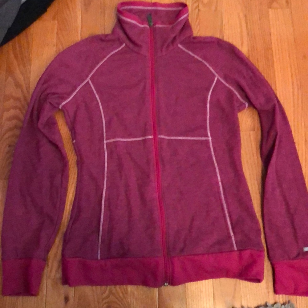 Active sweatshirt